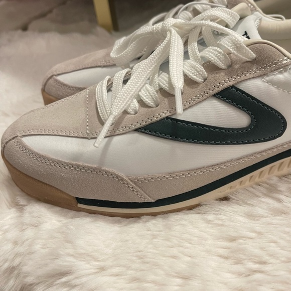 Brand New Tretorn Rawlins 2.0 Lace-Up Jogging Sneakers sz 8.5 Sweden - Picture 2 of 6